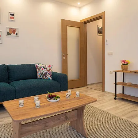 Appartamento 2 Bedroom Seaside
