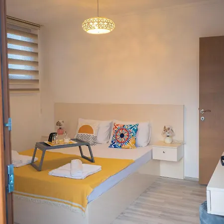 2 Bedroom Seaside Appartamento *